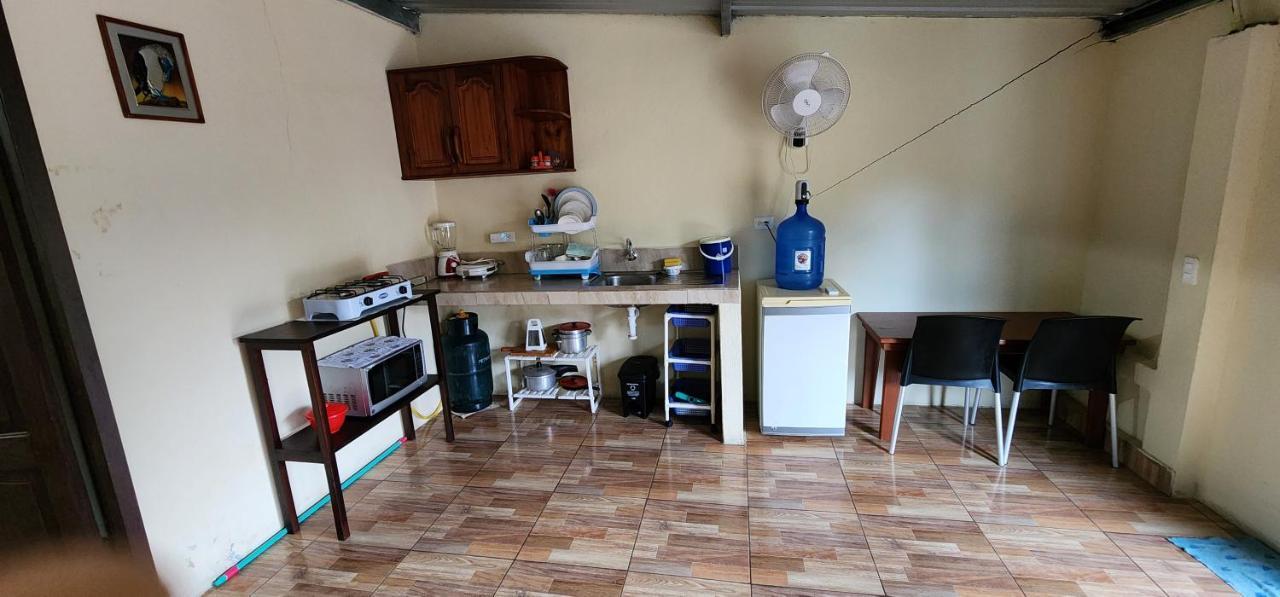 阿约拉港Departamento Amoblado Starlink -Pto Ayora公寓 外观 照片